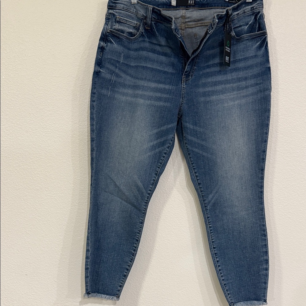 Kut from the Kloth Medium Wash Ankle Jeans Size 18W High Rise NWT
